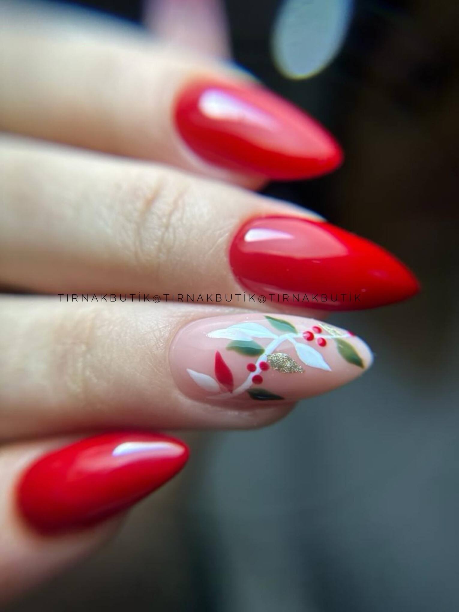 Yılbaşı nail art modeli 3