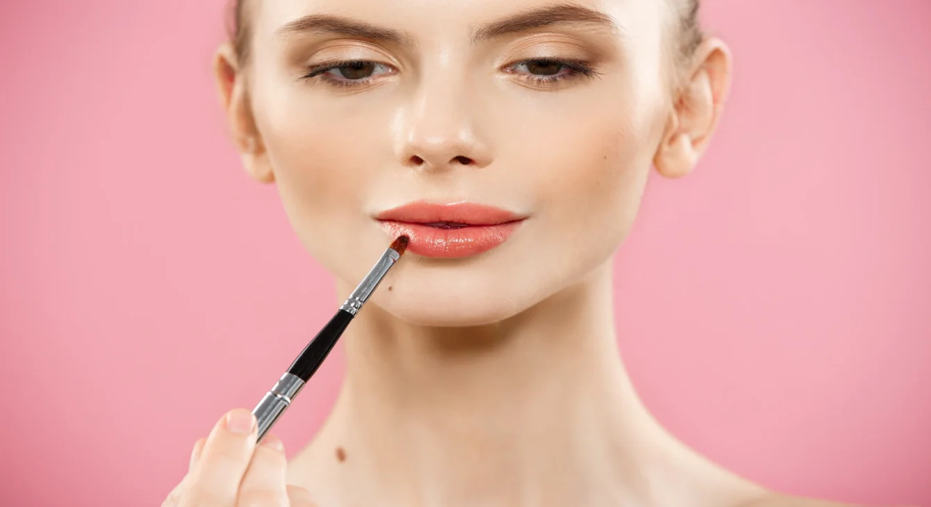 ilkbaharda-dudak-renklendirme-renkleri